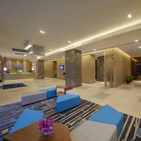 Holiday Inn Express Zhangjiagang East By Ihg Exterior photo