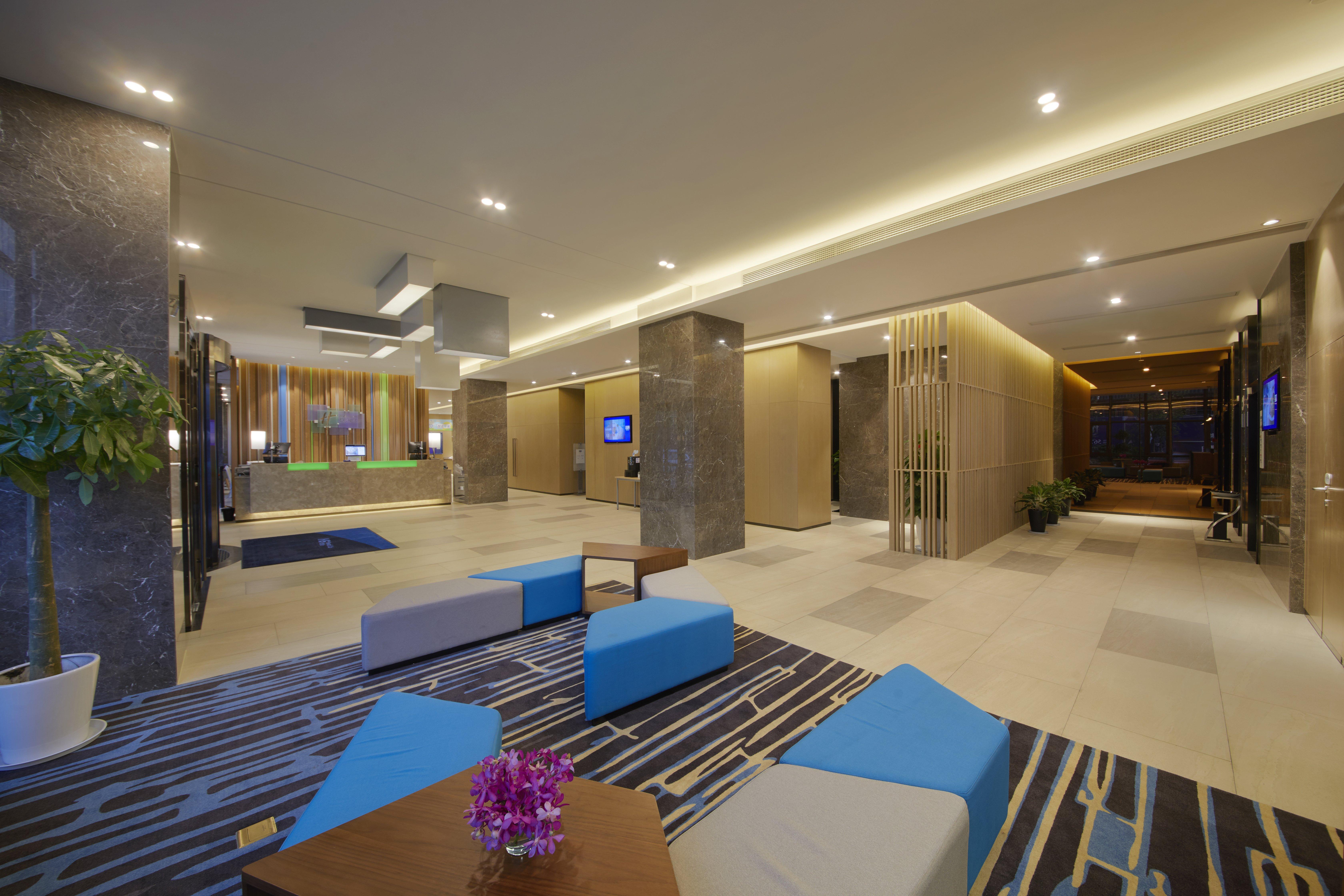 Holiday Inn Express Zhangjiagang East By Ihg Exterior photo