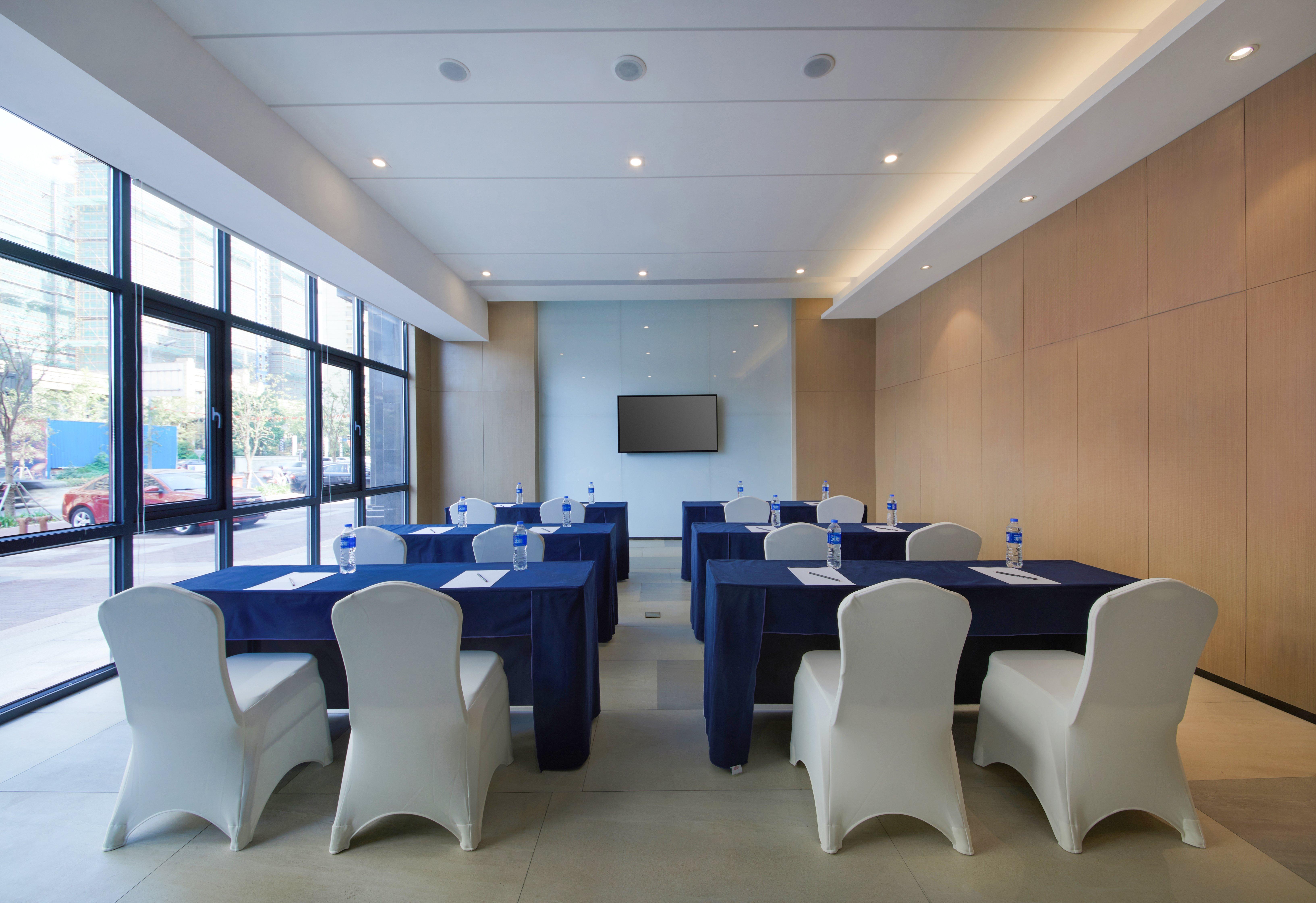 Holiday Inn Express Zhangjiagang East By Ihg Exterior photo