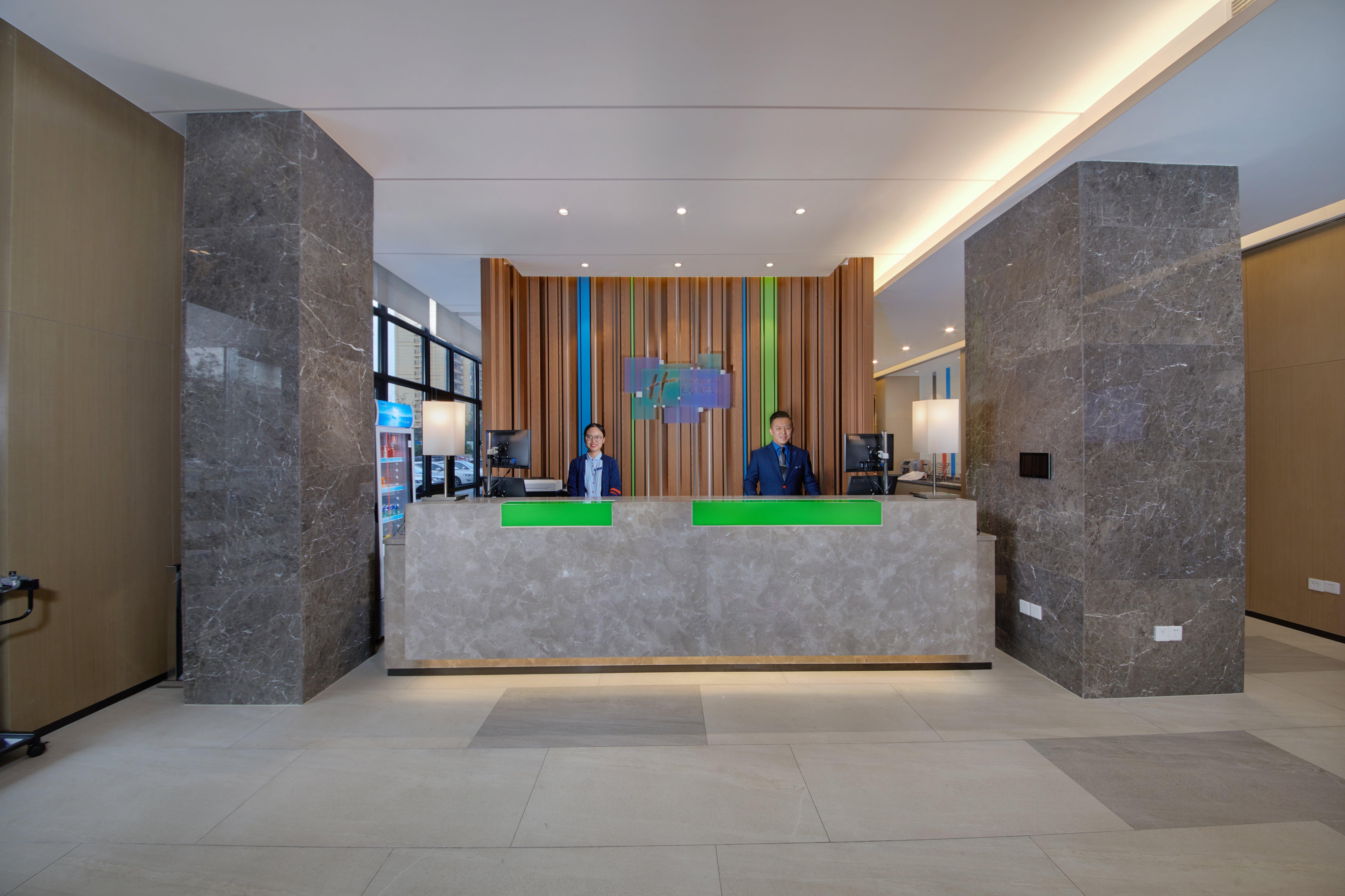 Holiday Inn Express Zhangjiagang East By Ihg Exterior photo