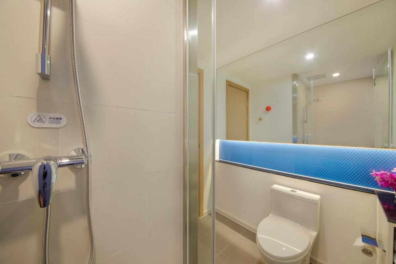 Holiday Inn Express Zhangjiagang East By Ihg Exterior photo